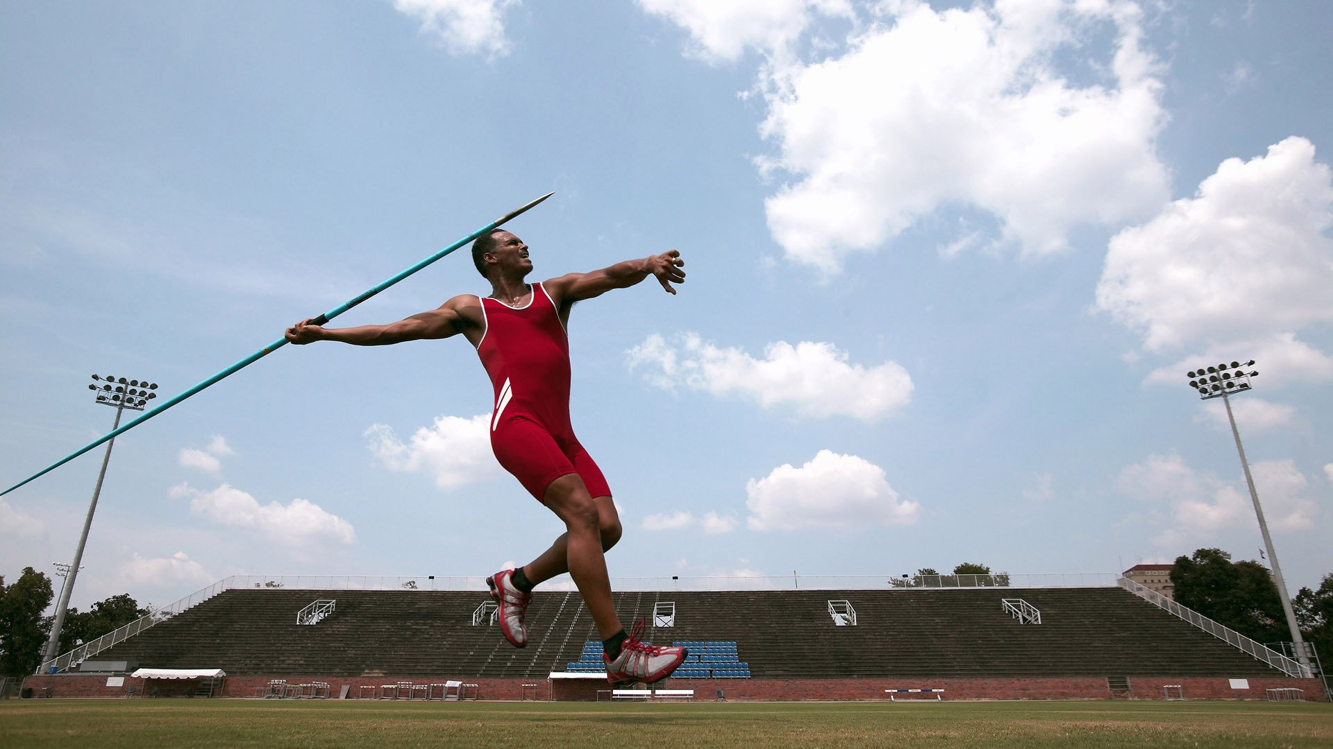 开云体育-圣基茨和尼维斯自行车环岛赛精彩举行,圣基茨和尼维斯旅游景点